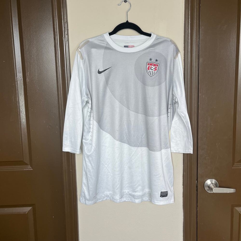 Nike Dri-FIT USA Authentic Soccer Goalkeeper Jersey 44in Blokecore Athleisure